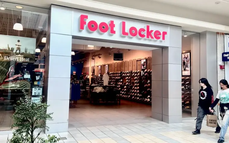 Dick’s continues partnership with Foot Locker amid losses