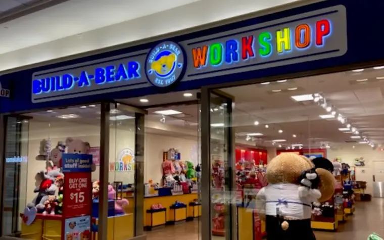 Build-A-Bear dismisses chief growth officer after weak earnings