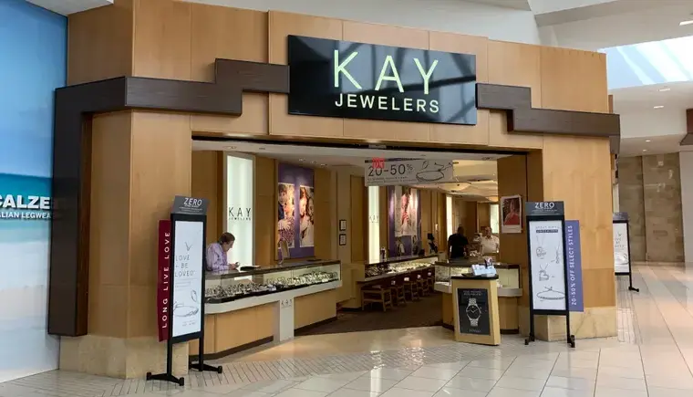 Signet Jewelers posts strong quarter and raises annual forecast